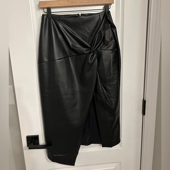 Like Wow twisted skirt-6 - Picture 7 of 9